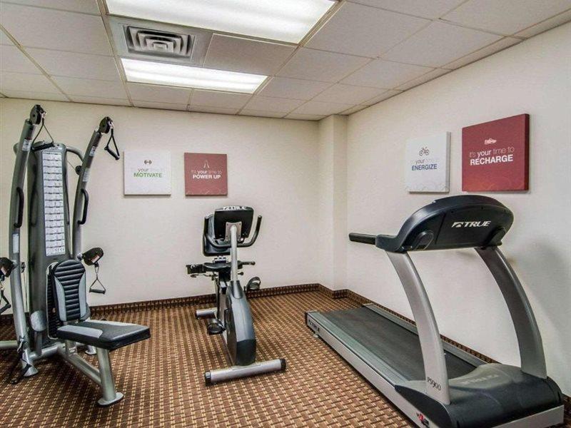 Comfort Inn & Suites Raphine - Lexington Near I-81 And I-64 מראה חיצוני תמונה