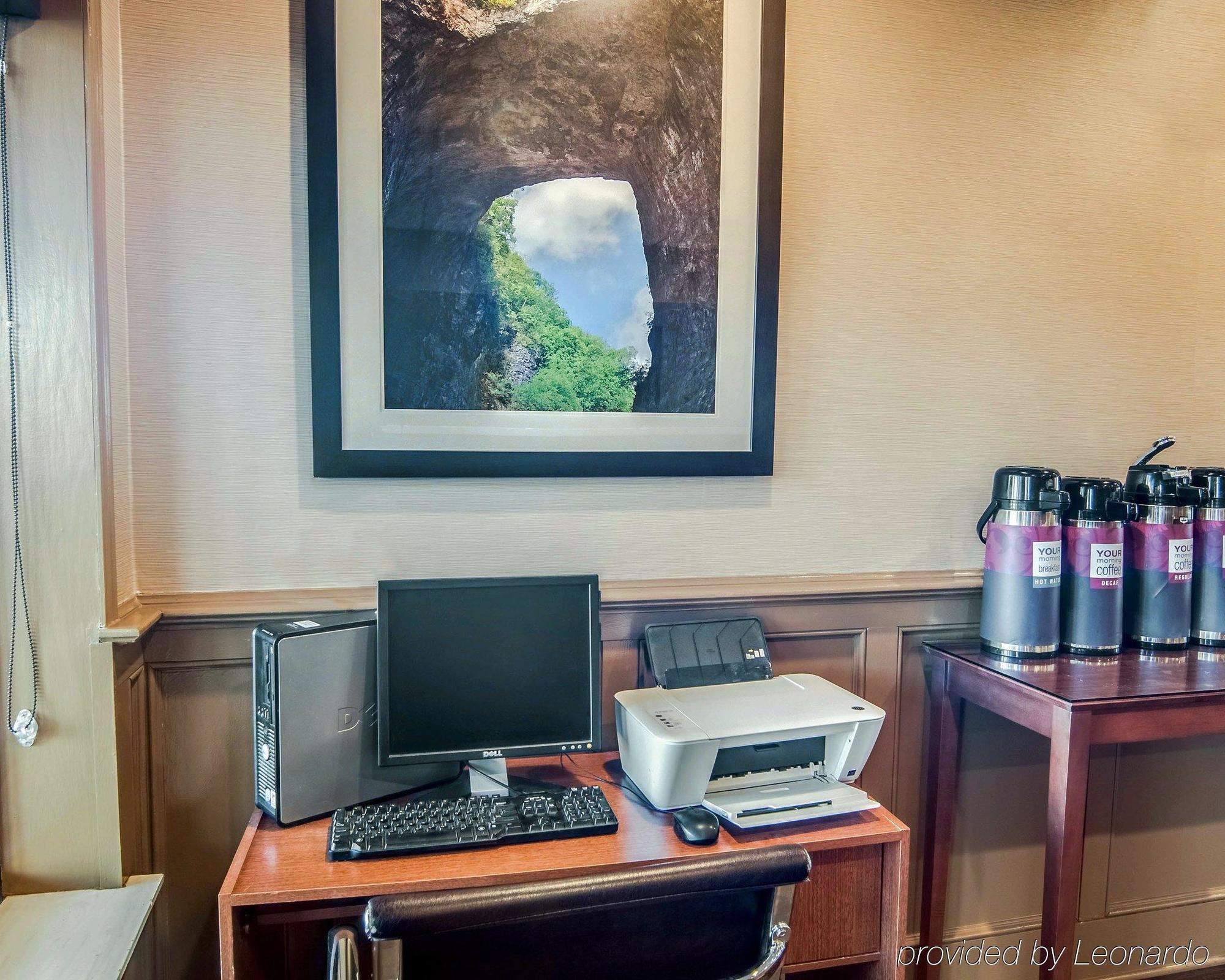 Comfort Inn & Suites Raphine - Lexington Near I-81 And I-64 מראה חיצוני תמונה