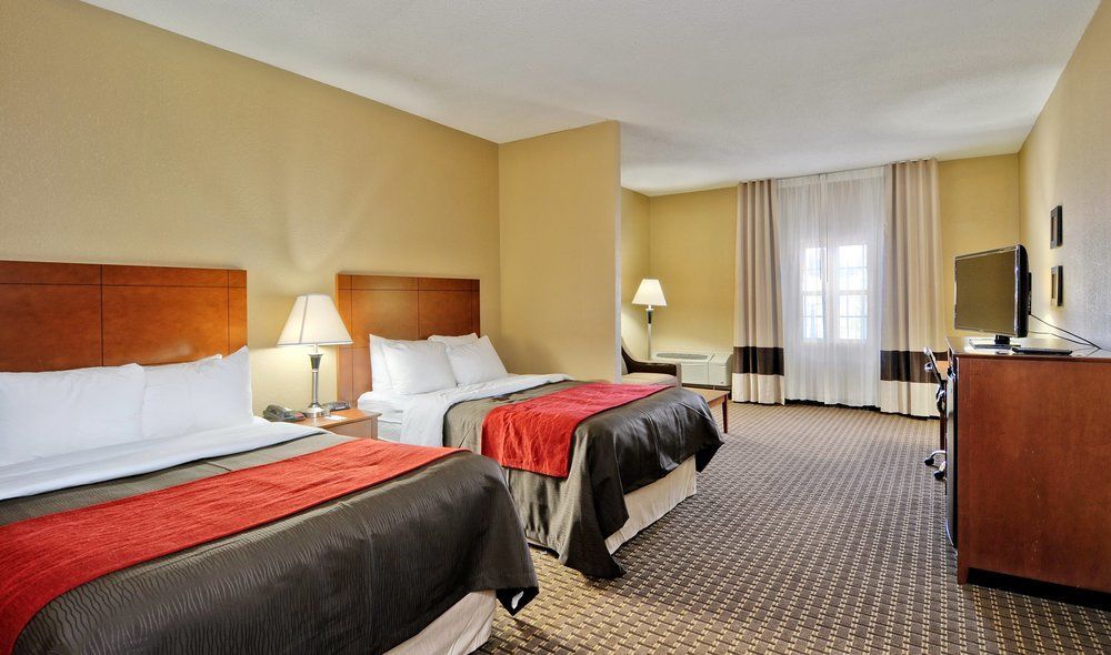 Comfort Inn & Suites Raphine - Lexington Near I-81 And I-64 מראה חיצוני תמונה