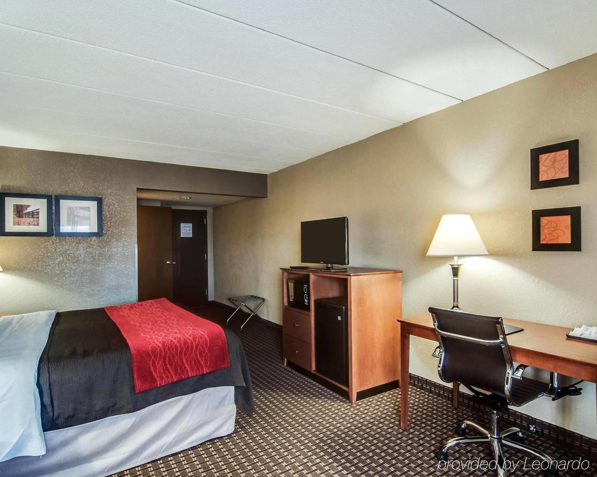 Comfort Inn & Suites Raphine - Lexington Near I-81 And I-64 מראה חיצוני תמונה